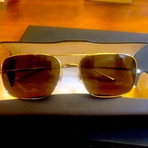 Oliver Peoples Victory LA The Row Burn Notice Polarized Java lenses